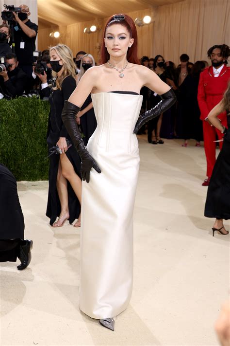 gigi hadid met gala prada